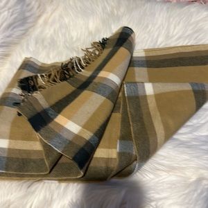 Scarf with Fringe🧣